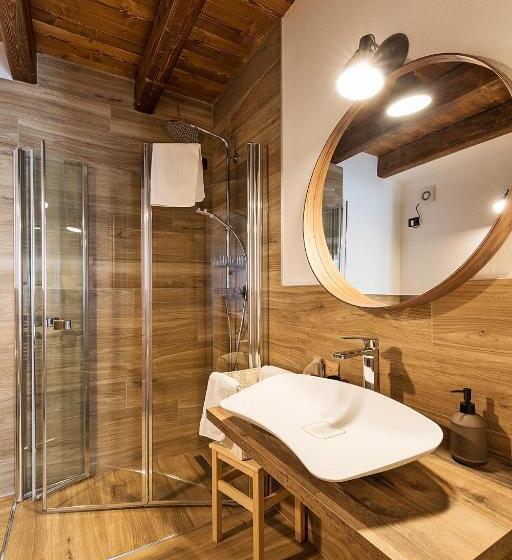 スタンダードルーム, Malga Laben