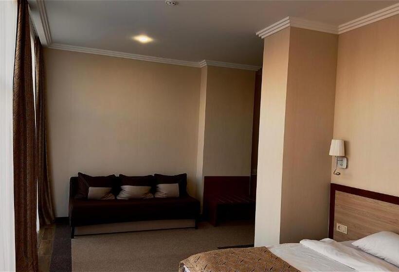 استودیوی لوکس, Civilization