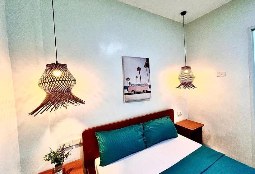 اتاق استاندارد یک نفره, Pinc