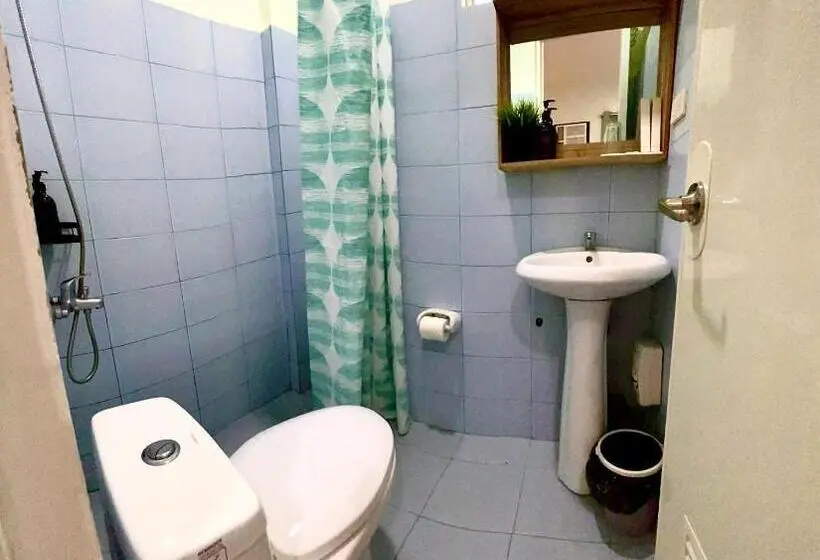 Standard Yhden Hengen Huone, Pinc