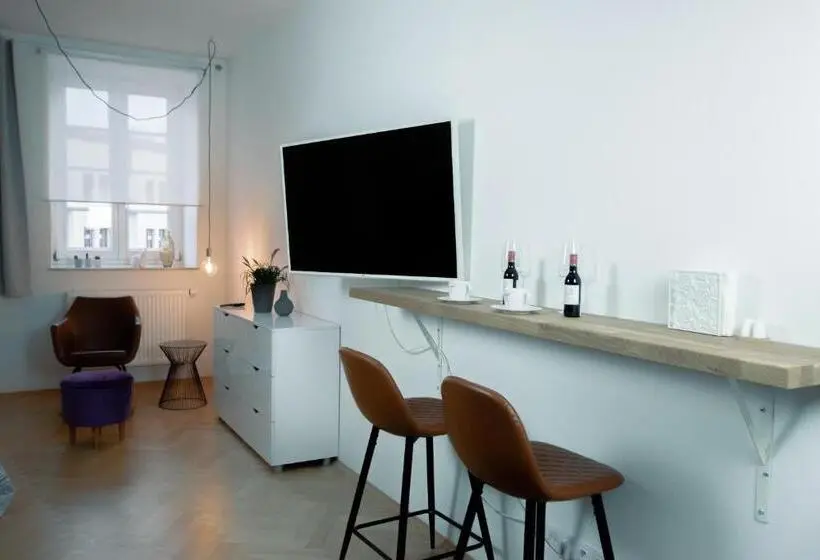 سوییت لوکس, Boutique Hotel U Zvonku