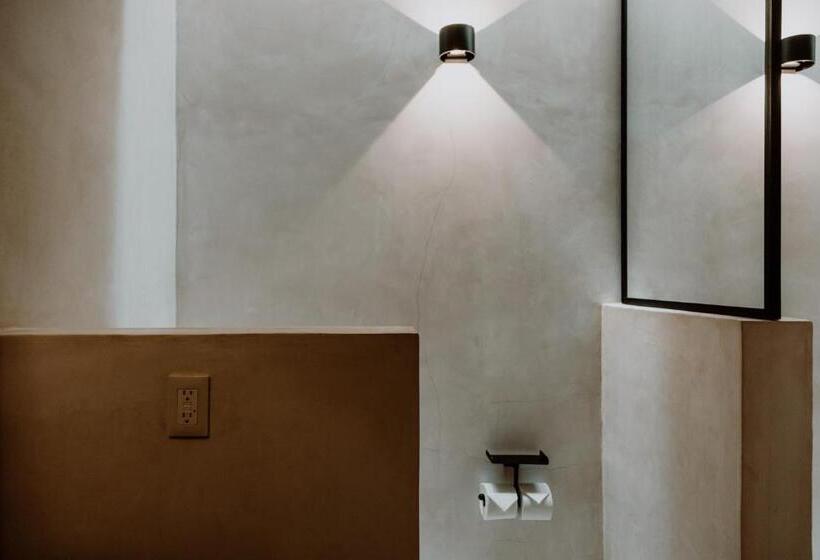 스탠다드 스튜디오, Amatte San Miguel De Allende