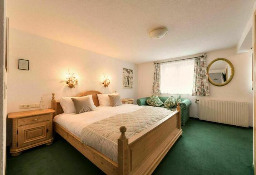 חדר דלוקס לארבעה, Arlberghöhe