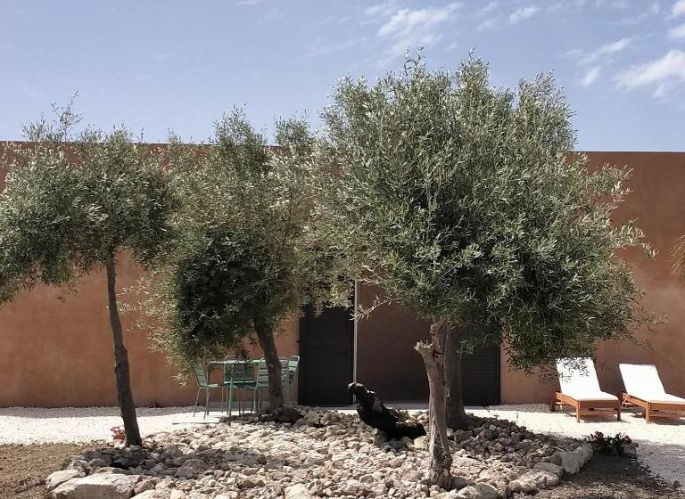 اتاق لوکس, Luccicamare Family Run Beb
