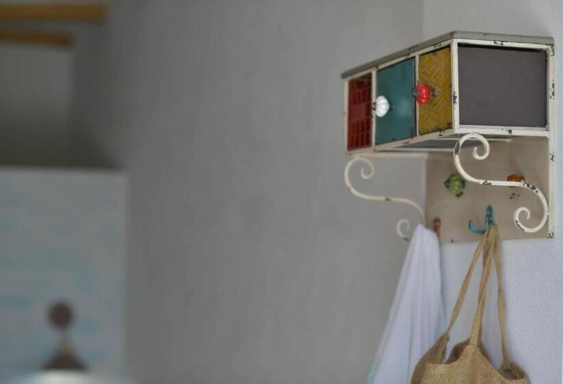 اتاق لوکس, Luccicamare Family Run Beb