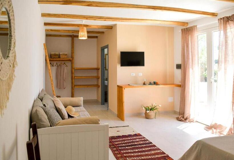 اتاق لوکس با چشم‌انداز دریا, Luccicamare Family Run Beb