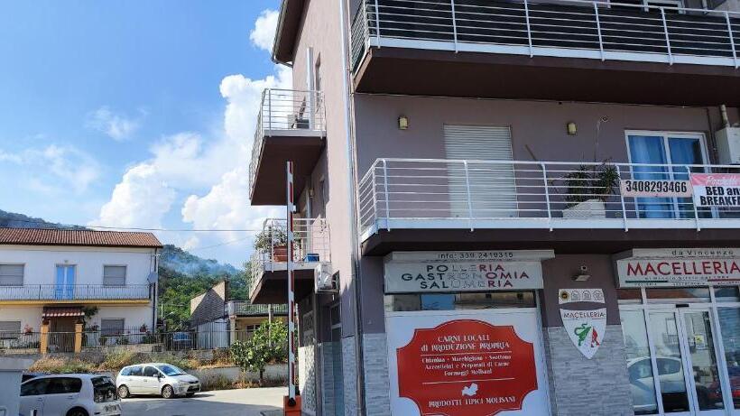 Standard Studio with Terrace, Pozzilli S Affitta