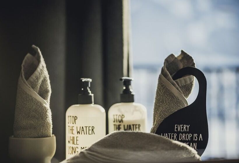 豪华房间, Coolnest