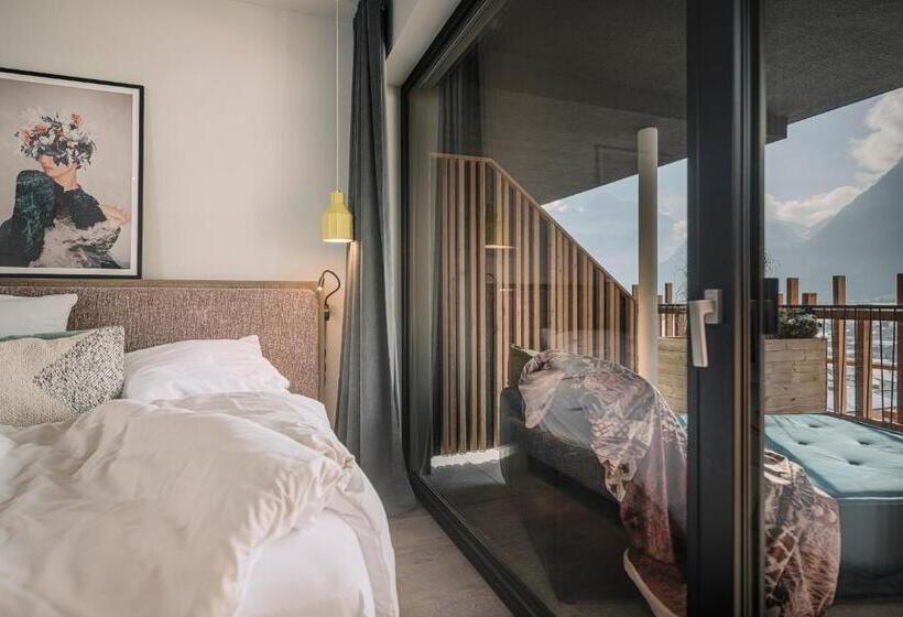 带大床的高级房间, Coolnest