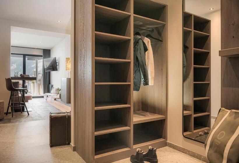 带大床的高级房间, Coolnest