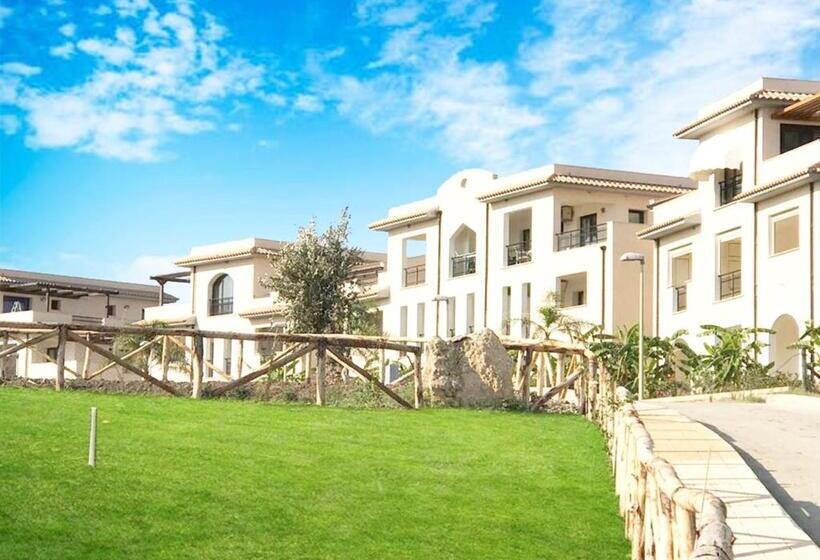 침실 1개 아파트, Le Castella Resort & Beach