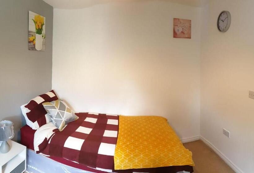 اتاق عادی, Queens Rooms, A Perfect Stay, Next To Shopping Parks And Central Manchester