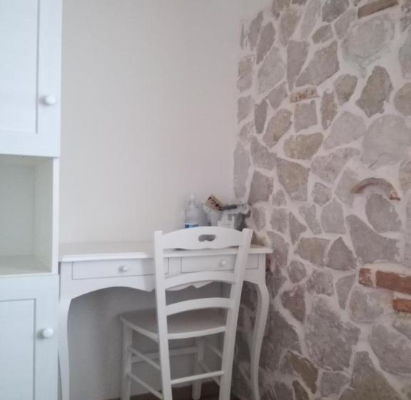 חדר סטנדרט יחיד, Antico Borgo