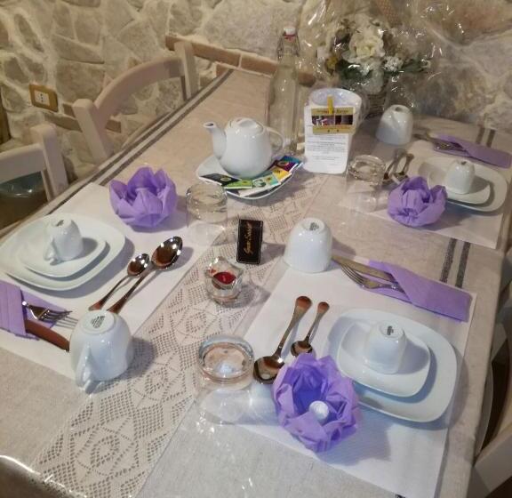 חדר סטנדרט לשלושה, Antico Borgo