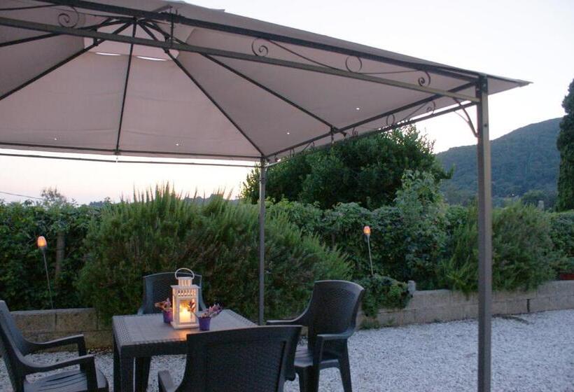 اتاق استاندارد سه نفره, Il Podere La Casina