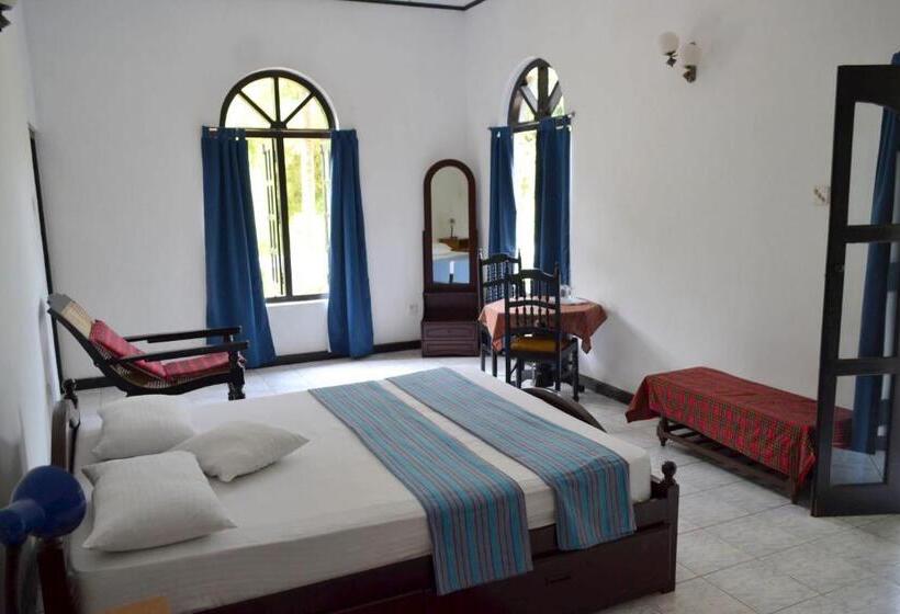 غرفة ديلوكس, Breeta S Garden