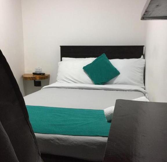 اتاق اکونومی, Samai