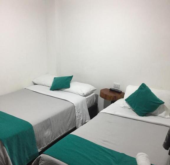 اتاق اکونومی, Samai