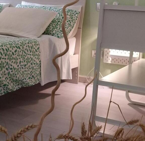 豪华房间, Awroom