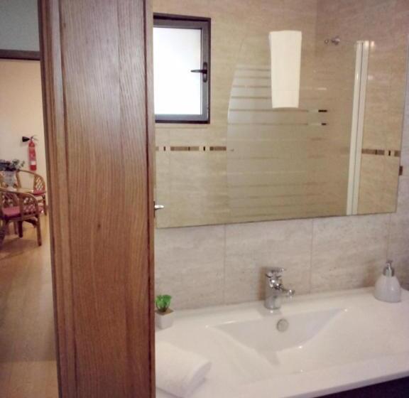 家庭间, Green House