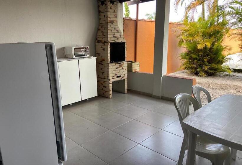 کلبه ییلاقی, Pousada Familiar Morada Do Rapha