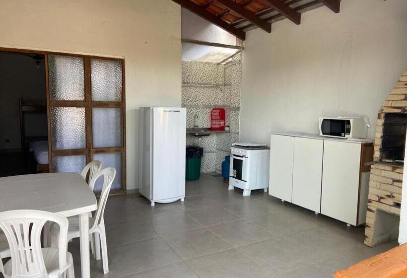 کلبه ییلاقی, Pousada Familiar Morada Do Rapha