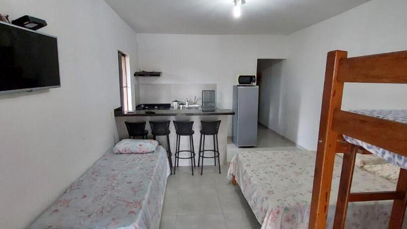 استودیو خانوادگی, Pousada Familiar Morada Do Rapha