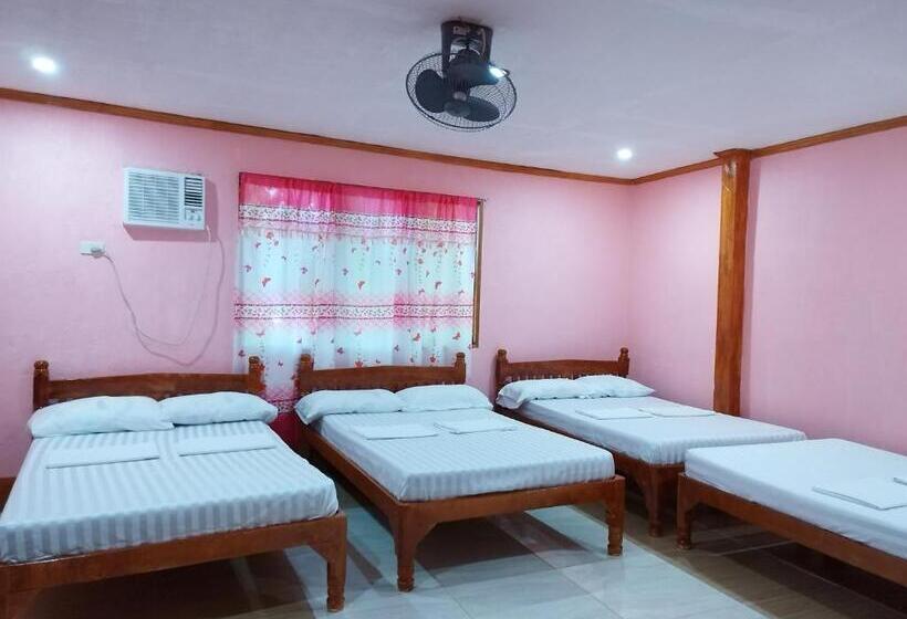 اتاق سوپریور خانوادگی, Villa Corrales Homestay