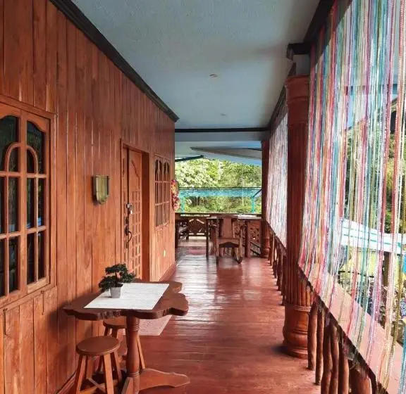 ویلای 1 خوابه با چشم‌انداز باغ, Villa Corrales Homestay