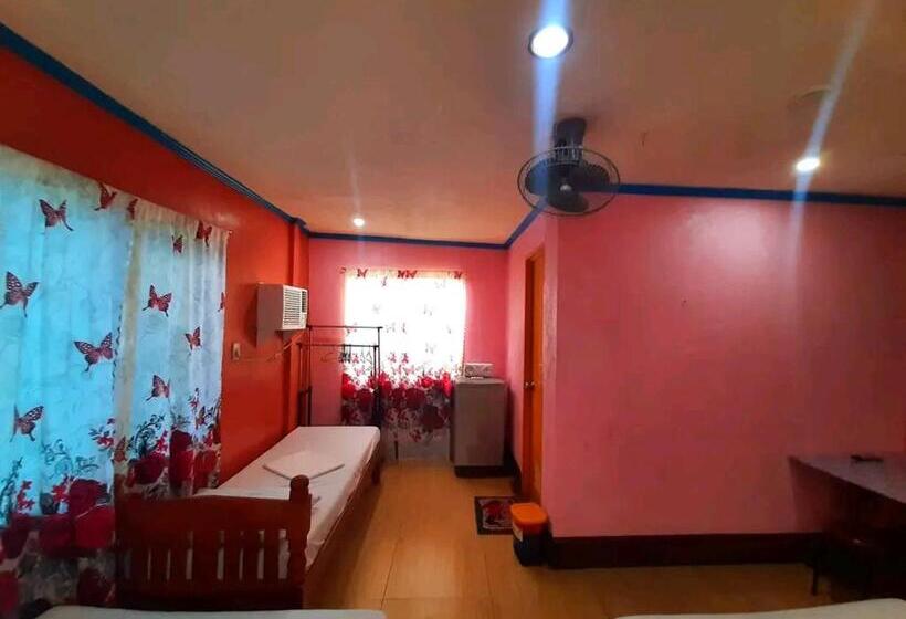 اتاق خانوادگی, Villa Corrales Homestay