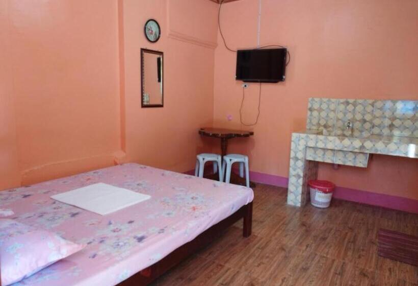 اتاق اکونومی, Villa Corrales Homestay