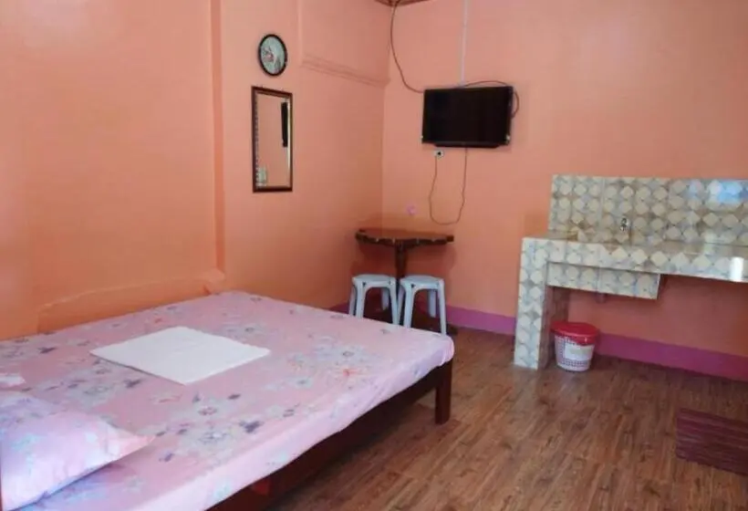 اتاق اکونومی, Villa Corrales Homestay