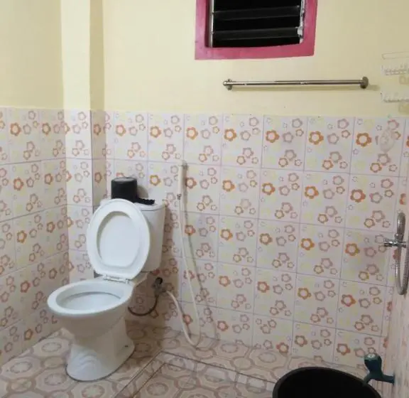 ویلای 3 خوابه, Villa Corrales Homestay