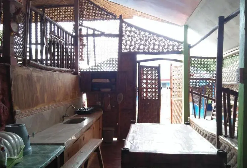 ویلای 3 خوابه, Villa Corrales Homestay