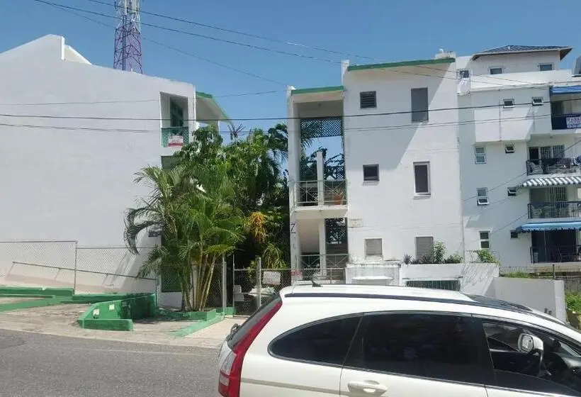 スタンダードスタジオ, Terraza Del Caribe