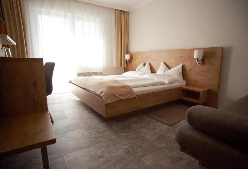 Номер Стандарт с Балконом, Haus Renée