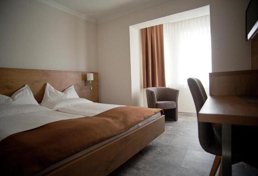 Номер Стандарт с Балконом, Haus Renée