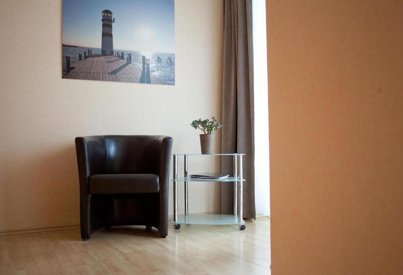 Номер Стандарт с Балконом, Haus Renée