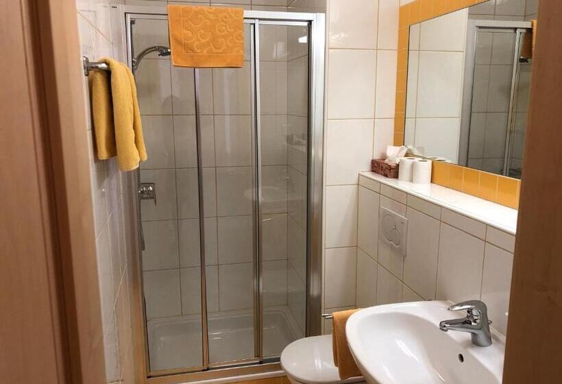 Номер Стандарт с Балконом, Haus Renée