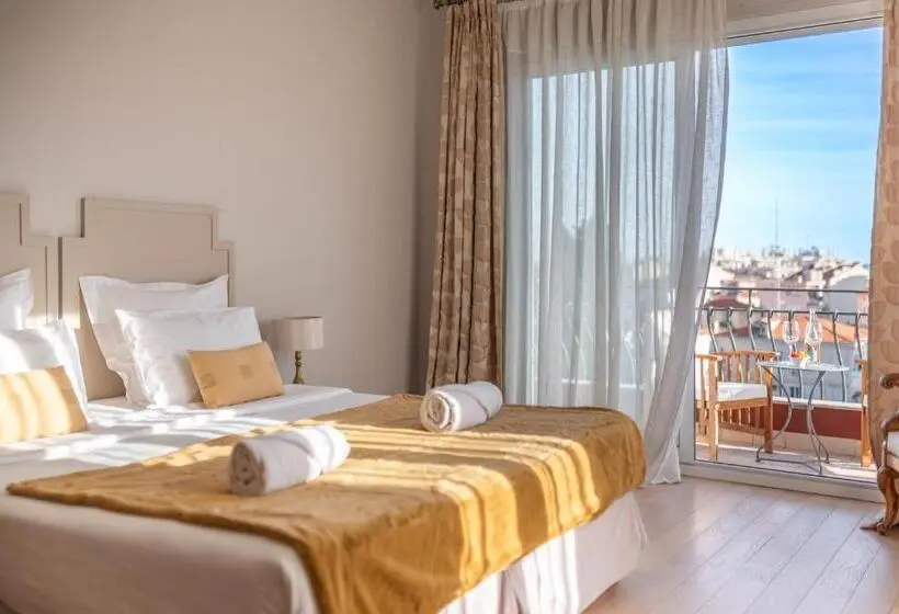 バルコニー付きスタンダードルーム, La Fabrique à Poupées Chambres Et Appartements De Charme Au Coeur De Menton