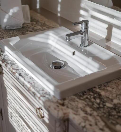 חדר סטנדרט עם מרפסת, La Fabrique à Poupées   Chambres De Charme Au Coeur De Menton