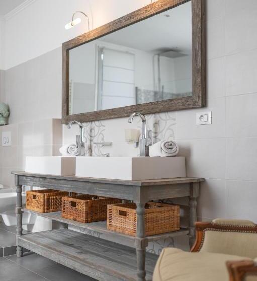 דירת 2 חדרים סופריור, La Fabrique à Poupées   Chambres De Charme Au Coeur De Menton