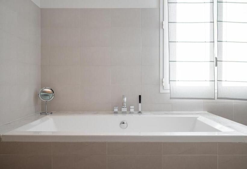 דירת 2 חדרים סופריור, La Fabrique à Poupées   Chambres De Charme Au Coeur De Menton