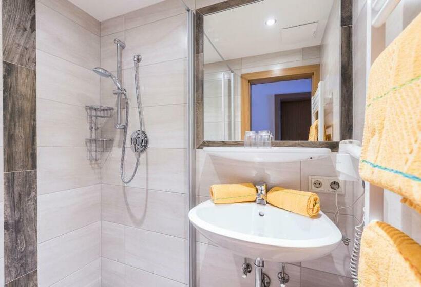 آپارتمان 1 خوابه با بالکن, Bauernhof Vorderklinglhub