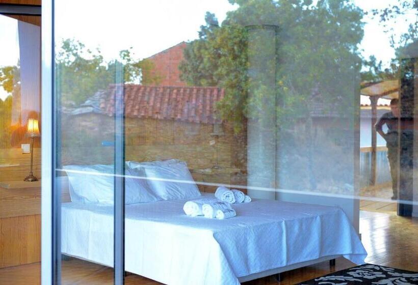 스탠다드 트리플 발코니 룸, Casal De Palácios