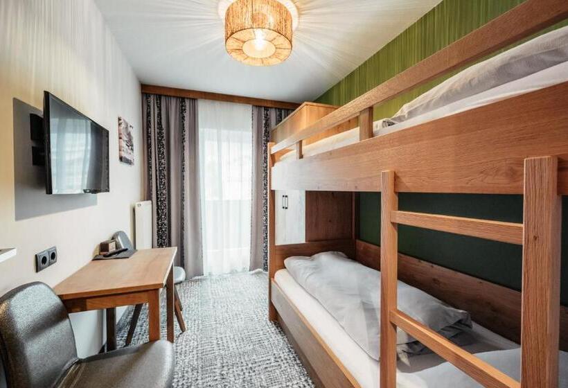 חדר משפחתי, Gasthof Schützenhof