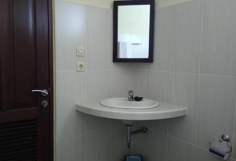 غرفة سوبيريور مطلّة علي الحديقة, Prasanti Bed & Breakfast