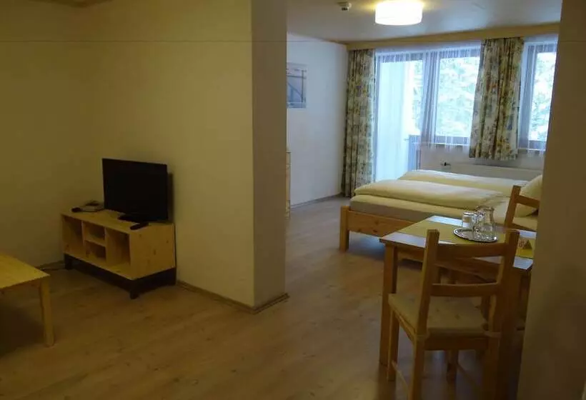 ジュニアスイート, Alpenhaus Evianquelle