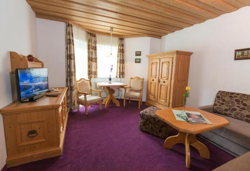 スーペリアールーム, Appartement  Und Wellnesshotel Charlotte   3 Sterne Superior