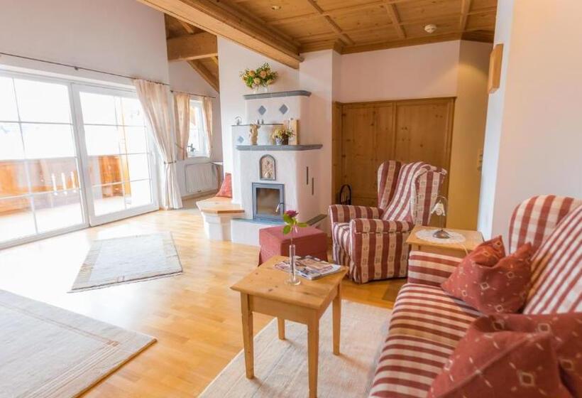 Апартаменты Пентхаус 1 Спальня, Appartement Und Wellnesshotel Charlotte 3 Sterne Superior